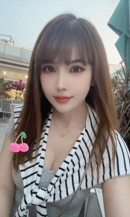 女友诗诗老师