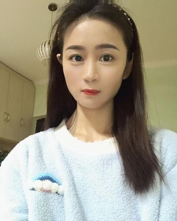 南坪美女