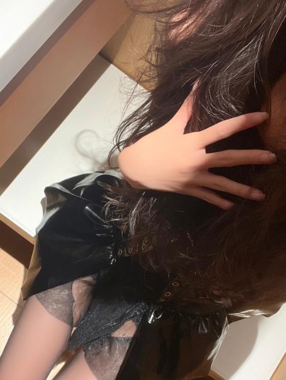 天河年轻嫩妹