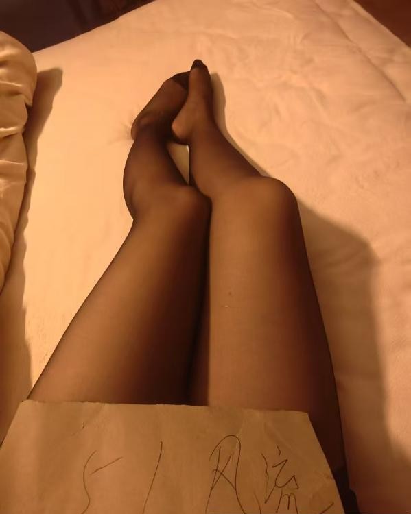 西湖骚妇沐晴