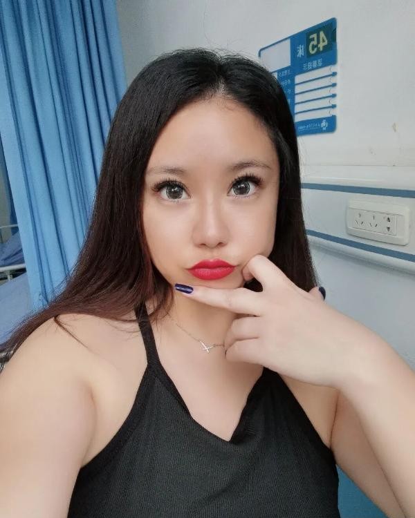 大奶少妇莹莹