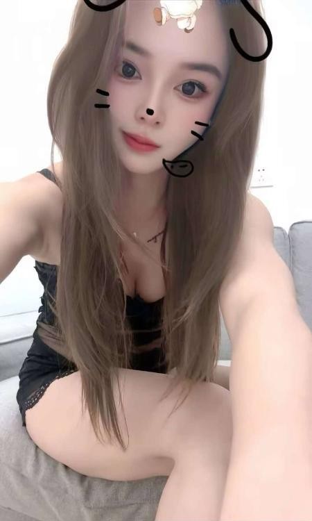 黑丝小浪女