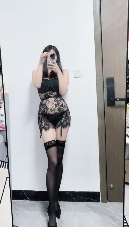一字马性感少妇
