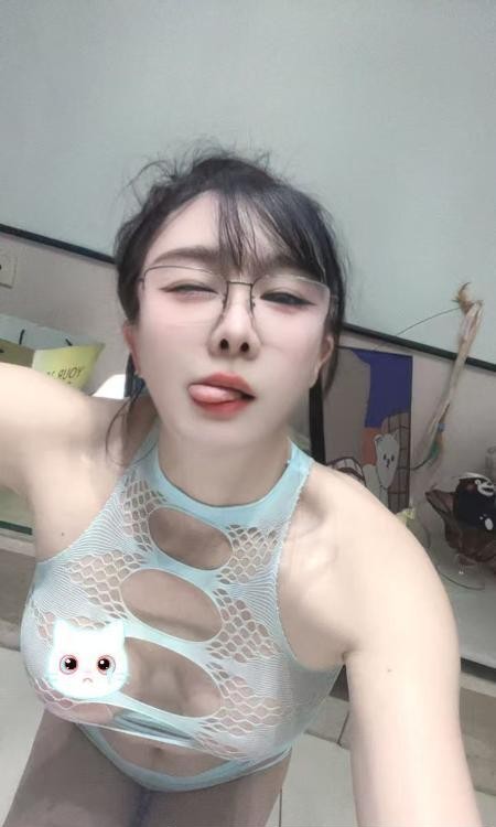园区鲜嫩小乳牛
