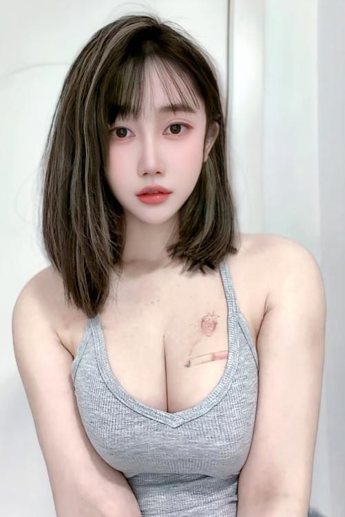 E奶御姐高圆圆