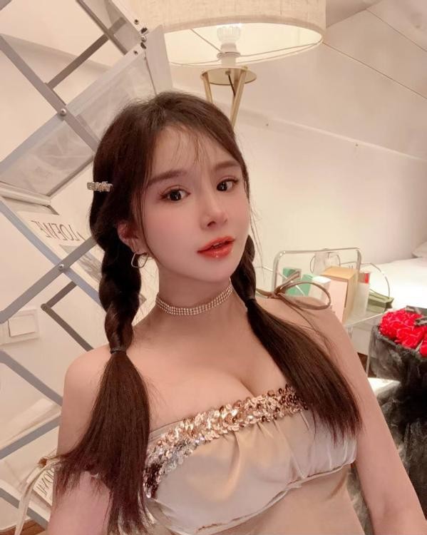 松江科技脸风骚娜娜