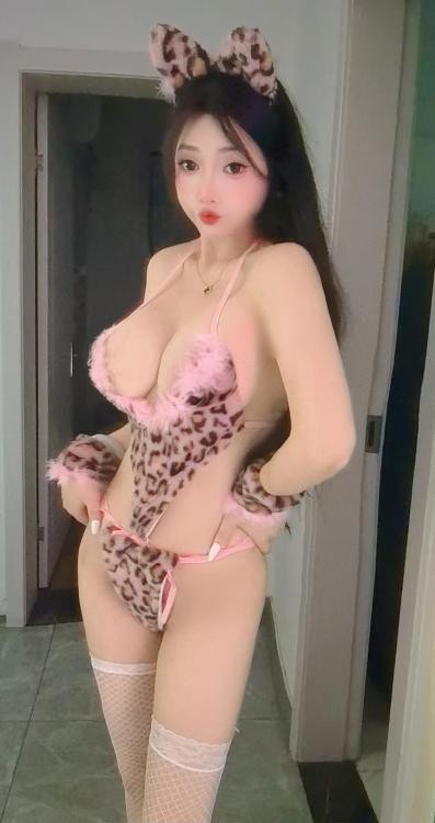 大奶功夫骚女