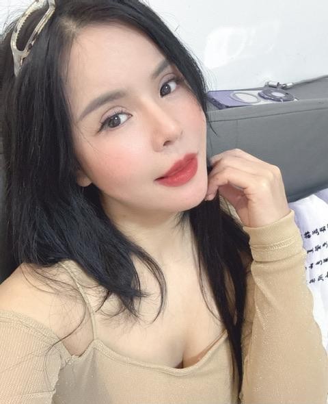 翘臀大奶服务少妇