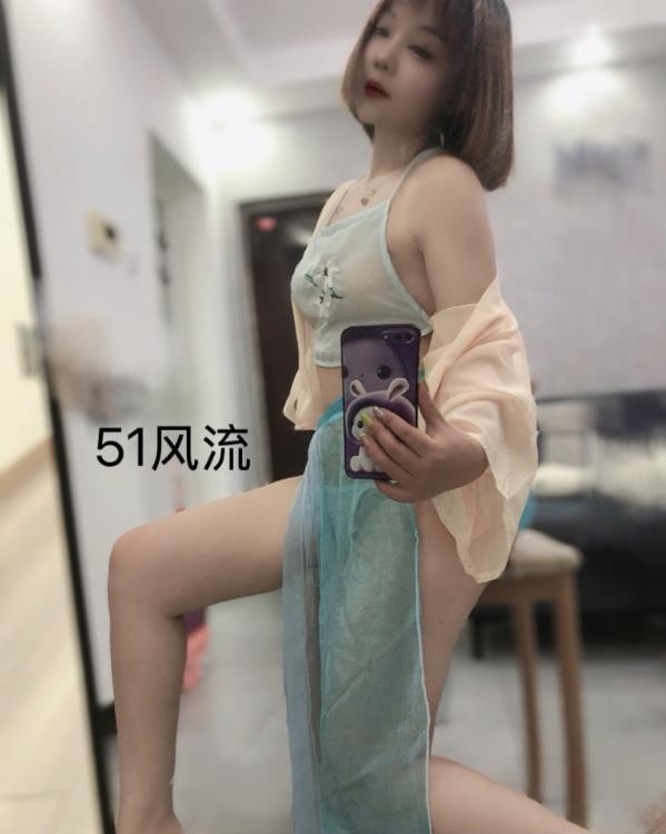 口活一流的小骚妇