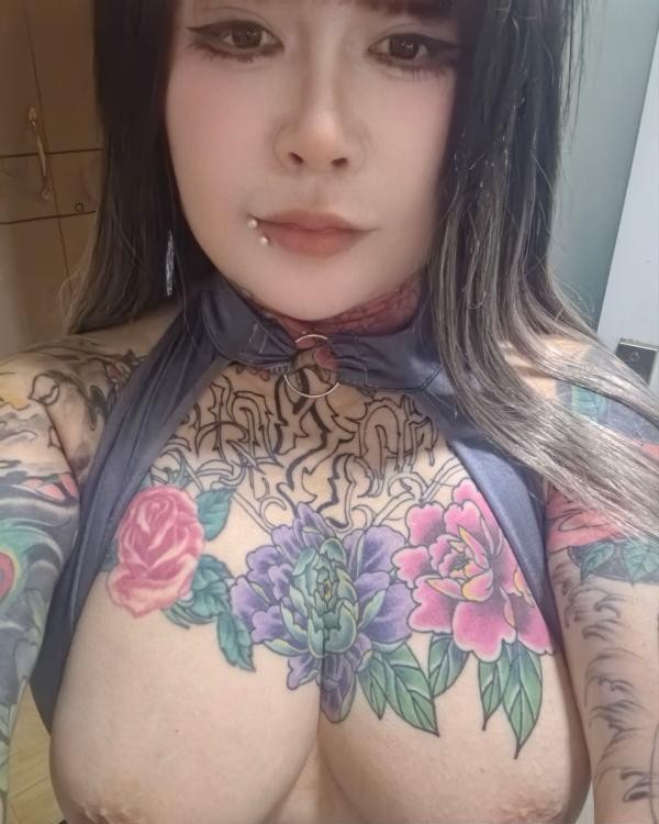 回锅巨乳瓶姐
