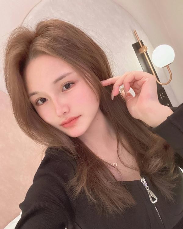 热情小萱萱