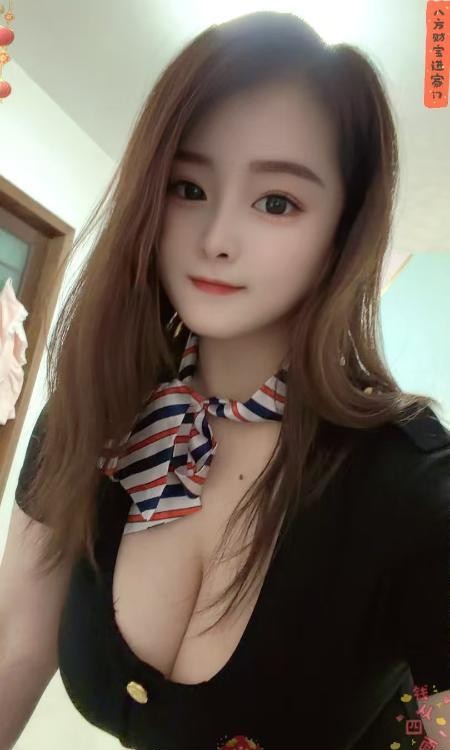 爆乳骚女友妮子