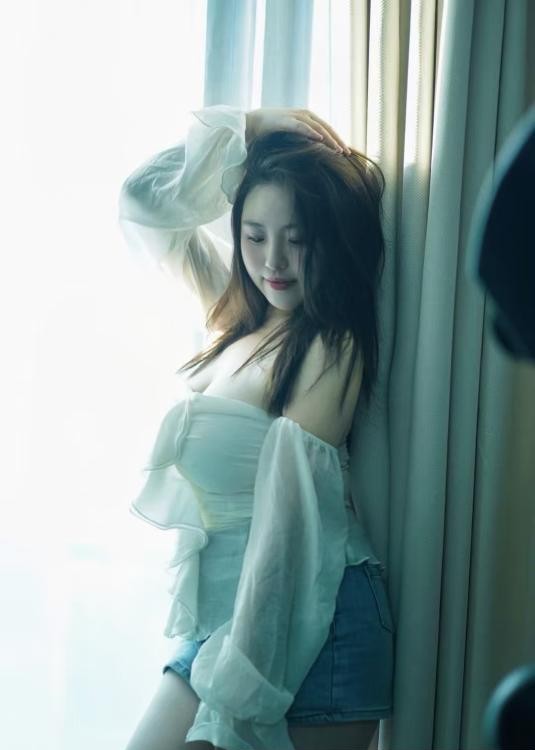 天然大白兔莎莎