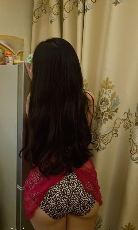 白云大胸骚妇
