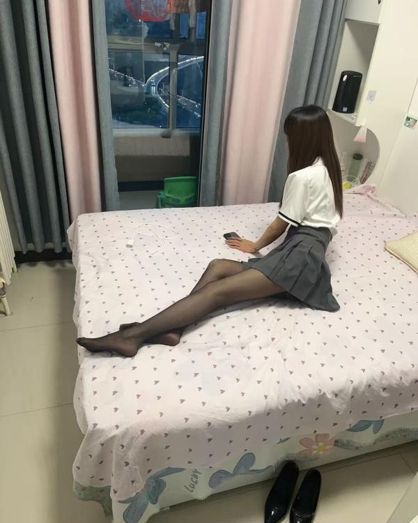 中原区长腿少妇