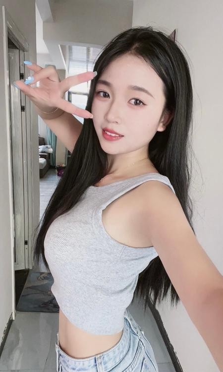 苗条嫩妹彤彤