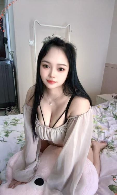 蜀山爆乳丰满妹子