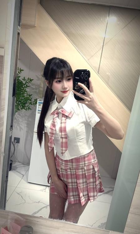 大奶御姐玲玲来袭