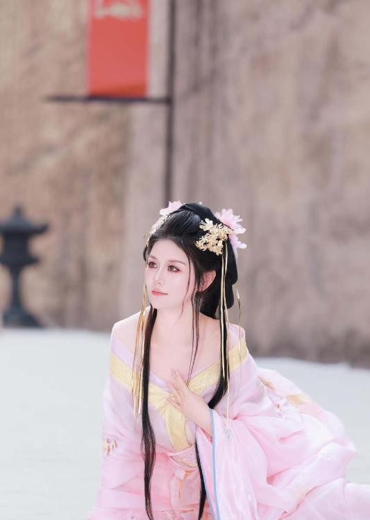 奶兔大胸