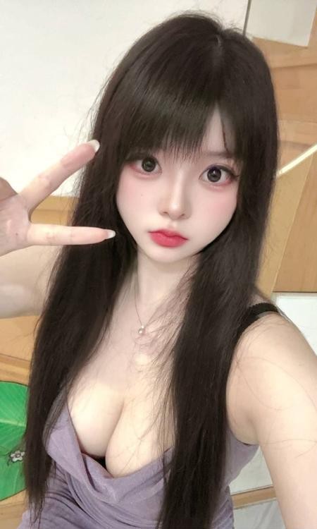 坂田小美女闹闹
