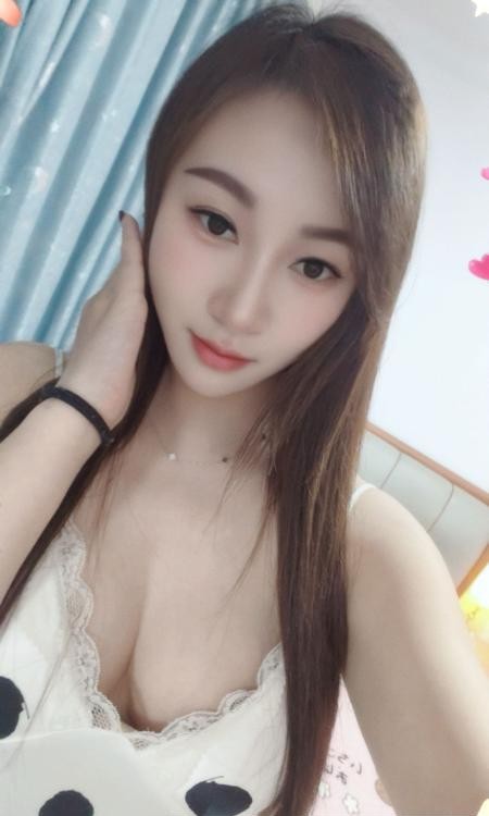 性感丰乳美少妇