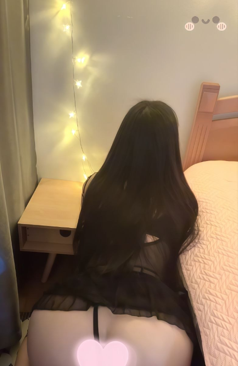 西乡大奶翘臀骚妹