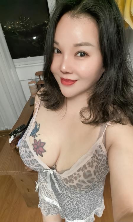 南京大胸肥臀溪蔓骚姐