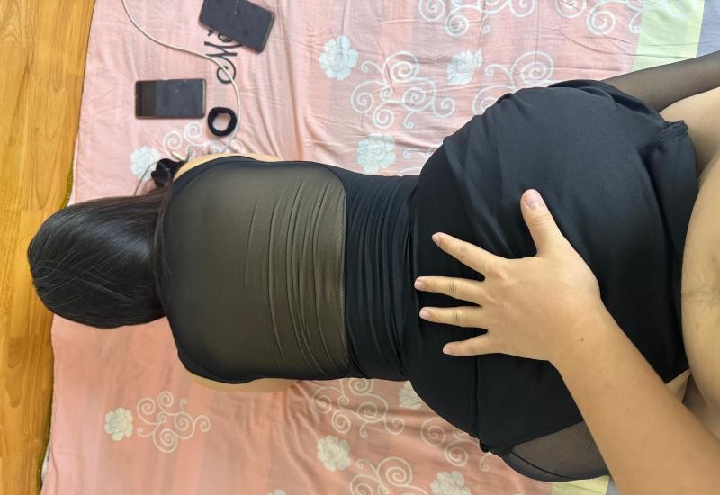 高挑苗条熟女