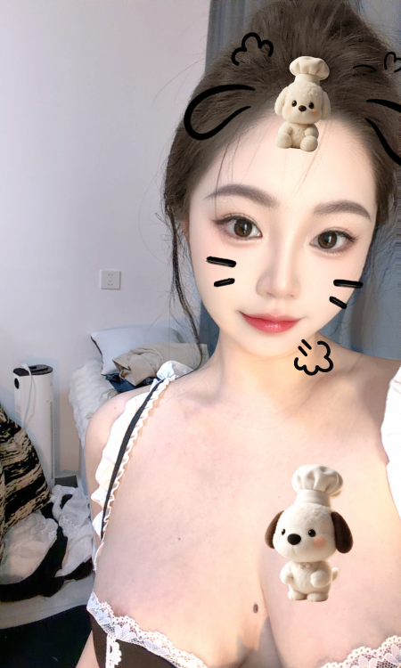 胸大可爱的甜妹妹