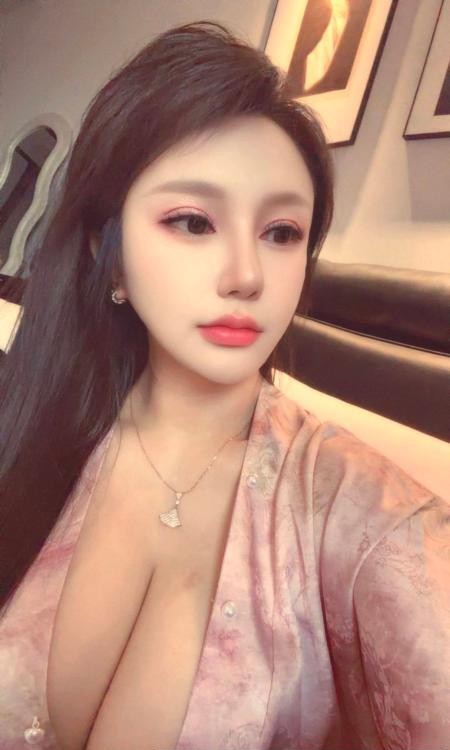 滨江D奶巨乳茜茜