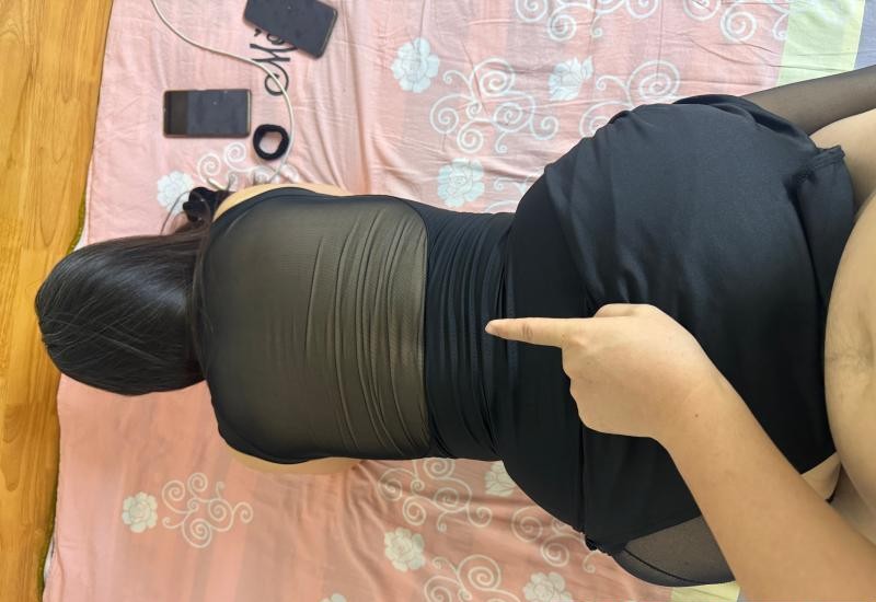 高挑苗条熟女