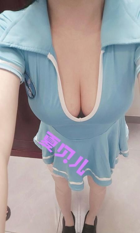 双马尾瓷娃娃夏贝儿