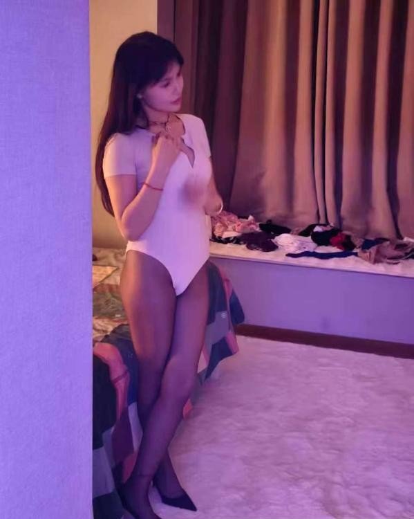 长腿欲姐玫瑰