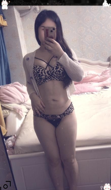 国贸肥臀妩媚女