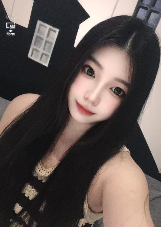 温柔大胸妹子
