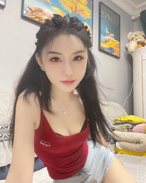 大奶妹青青