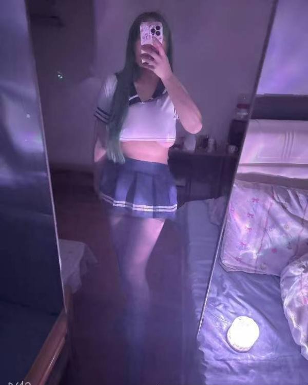 嫩妹小cc