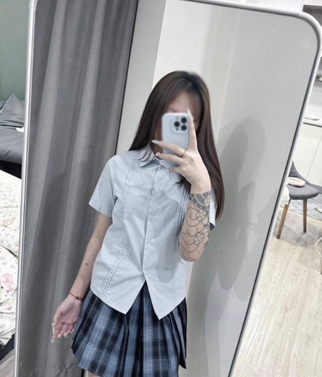 170花臂少女