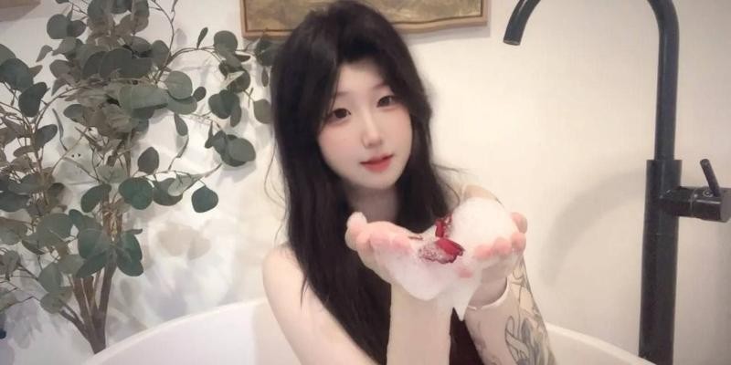 纯情可爱萌妹子